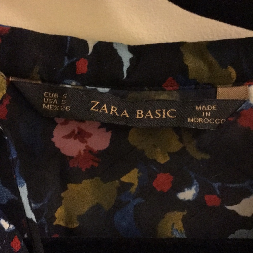 Zara Basic Tunic - Picture 3 of 3